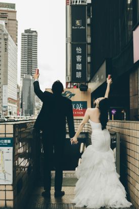 禮服出租 首選最愛 婚紗禮服，各式款式 晚宴禮服、新娘禮服、晚禮服 供挑選。#禮服出租 #婚紗禮服 #晚宴禮服 #新娘禮服 #晚禮服