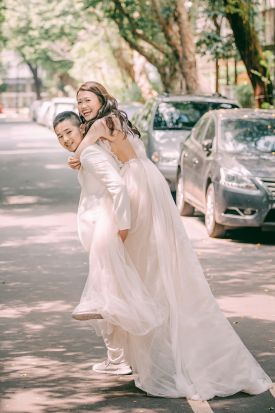 禮服出租 首選最愛 婚紗禮服，各式款式 晚宴禮服、新娘禮服、晚禮服 供挑選。#禮服出租 #婚紗禮服 #晚宴禮服 #新娘禮服 #晚禮服
