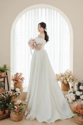 禮服出租 首選最愛 婚紗禮服，各式款式 晚宴禮服、新娘禮服、晚禮服 供挑選。#禮服出租 #婚紗禮服 #晚宴禮服 #新娘禮服 #晚禮服