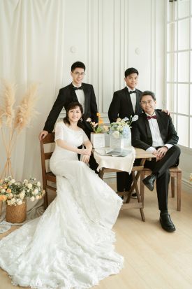 禮服出租 首選最愛 婚紗禮服，各式款式 晚宴禮服、新娘禮服、晚禮服 供挑選。#禮服出租 #婚紗禮服 #晚宴禮服 #新娘禮服 #晚禮服
