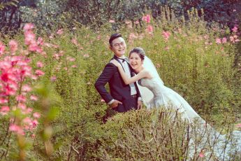 禮服出租 首選最愛 婚紗禮服，各式款式 晚宴禮服、新娘禮服、晚禮服 供挑選。#禮服出租 #婚紗禮服 #晚宴禮服 #新娘禮服 #晚禮服