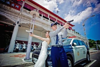 禮服出租 首選最愛 婚紗禮服，各式款式 晚宴禮服、新娘禮服、晚禮服 供挑選。#禮服出租 #婚紗禮服 #晚宴禮服 #新娘禮服 #晚禮服
