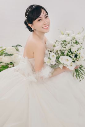 禮服出租 首選最愛 婚紗禮服，各式款式 晚宴禮服、新娘禮服、晚禮服 供挑選。#禮服出租 #婚紗禮服 #晚宴禮服 #新娘禮服 #晚禮服