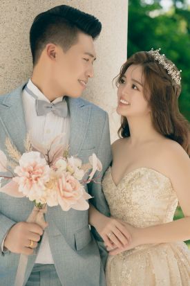 禮服出租 首選最愛 婚紗禮服，各式款式 晚宴禮服、新娘禮服、晚禮服 供挑選。#禮服出租 #婚紗禮服 #晚宴禮服 #新娘禮服 #晚禮服