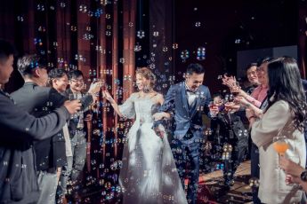 禮服出租 首選最愛 婚紗禮服，各式款式 晚宴禮服、新娘禮服、晚禮服 供挑選。#禮服出租 #婚紗禮服 #晚宴禮服 #新娘禮服 #晚禮服