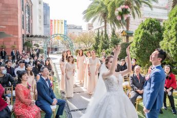 禮服出租 首選最愛 婚紗禮服，各式款式 晚宴禮服、新娘禮服、晚禮服 供挑選。#禮服出租 #婚紗禮服 #晚宴禮服 #新娘禮服 #晚禮服