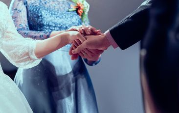禮服出租 首選最愛 婚紗禮服，各式款式 晚宴禮服、新娘禮服、晚禮服 供挑選。#禮服出租 #婚紗禮服 #晚宴禮服 #新娘禮服 #晚禮服