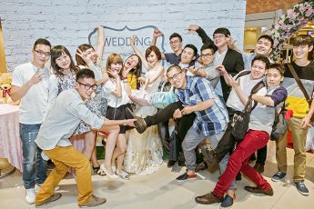 禮服出租 首選最愛 婚紗禮服，各式款式 晚宴禮服、新娘禮服、晚禮服 供挑選。#禮服出租 #婚紗禮服 #晚宴禮服 #新娘禮服 #晚禮服