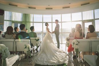 禮服出租 首選最愛 婚紗禮服，各式款式 晚宴禮服、新娘禮服、晚禮服 供挑選。#禮服出租 #婚紗禮服 #晚宴禮服 #新娘禮服 #晚禮服