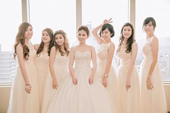 禮服出租 首選最愛 婚紗禮服，各式款式 晚宴禮服、新娘禮服、晚禮服 供挑選。#禮服出租 #婚紗禮服 #晚宴禮服 #新娘禮服 #晚禮服